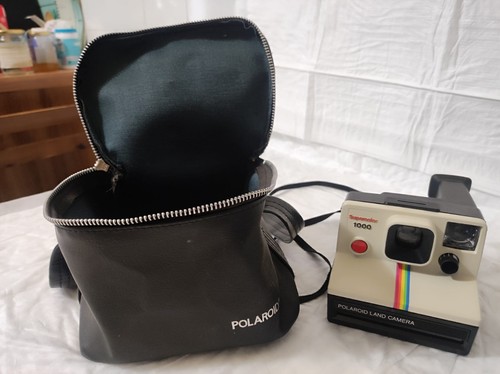 Polaroid land camera - land,